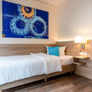 Economy Single Room